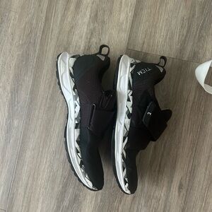 Black TIEM spin shoes